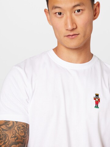 Iriedaily T-Shirt 'Nutcrax' in Weiß