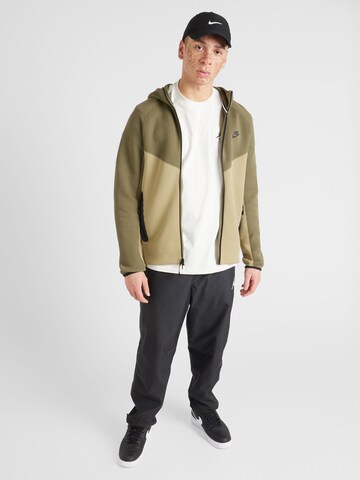 Nike Sportswear Sweatvest 'TCH FLC' in Groen