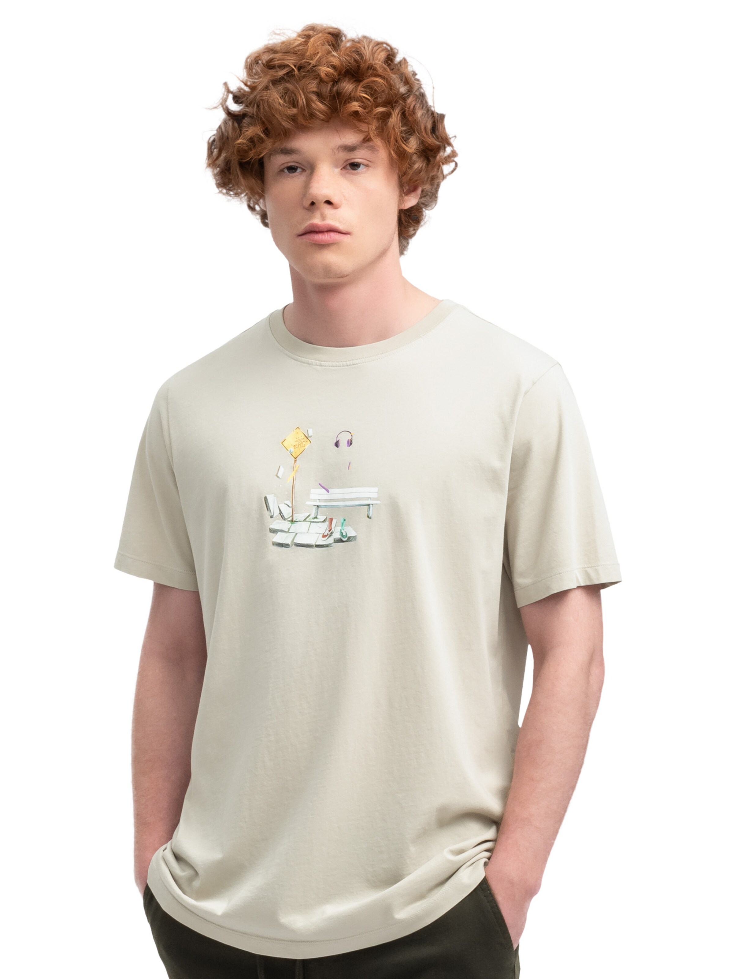 Maglietta 'Yuvica' di Kaft in beige: frontale