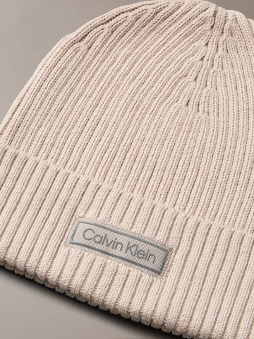 Calvin Klein Mütze in Braun