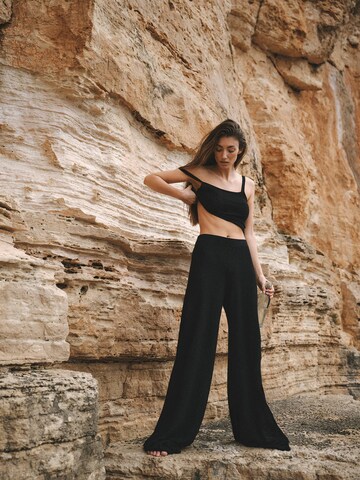 RÆRE by Lorena Rae Wide leg Broek in Zwart