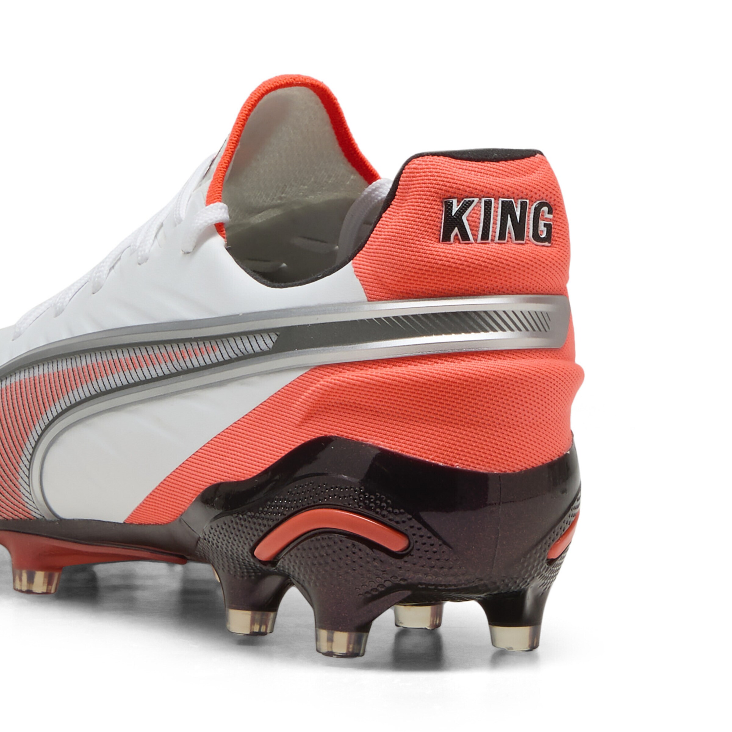 PUMA Fußballschuh 'King Ultimate' in Weiß