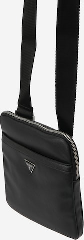 Sac à bandoulière 'Certosa' GUESS en noir