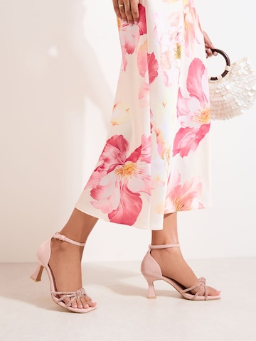 Friends Like These Pántos szandál - rózsaszín