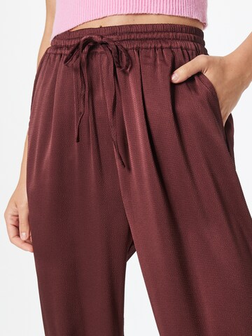 Loosefit Pantaloni 'Harlow' di Soft Rebels in marrone