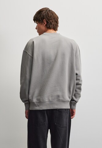 Pegador - Sudadera en gris