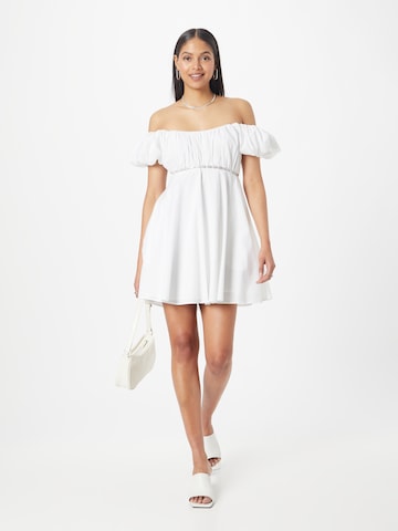 Abercrombie & Fitch Cocktail dress in White