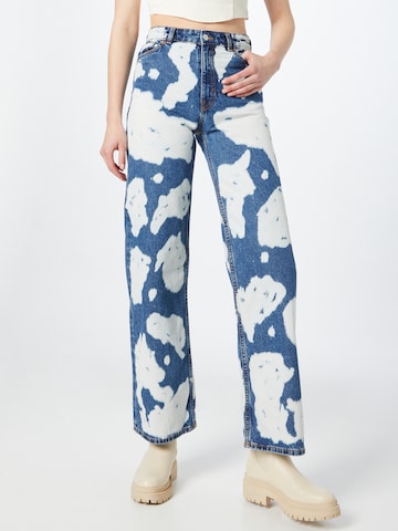 regular Jeans di Monki in blu: frontale