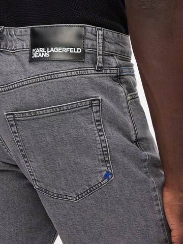 KARL LAGERFELD JEANS Slimfit Farmer - szürke