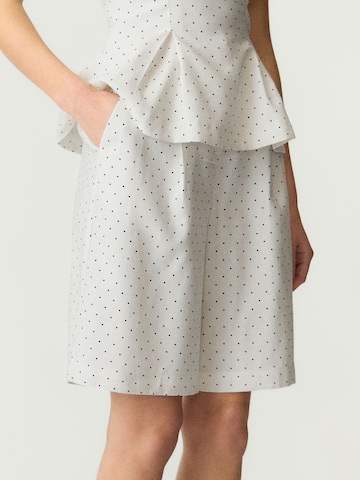 Wide leg Pantaloni con pieghe 'YASDotly' di YAS in bianco