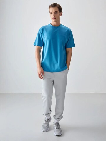 Tommy Life T-Shirts in Blau