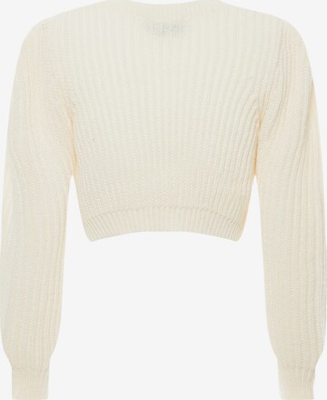 faina Sweater in White