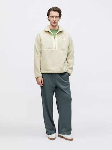 Calvin Klein Neulepaita värissä beige