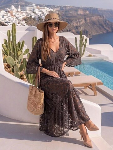 Robe 'ESSENTIALS' JIORO en marron