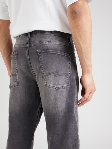 Regular Jean 'Pete' QS en gris