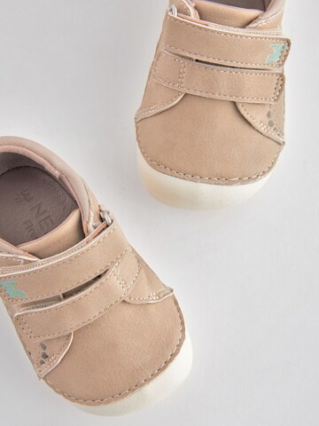 Chaussure basse Next en marron