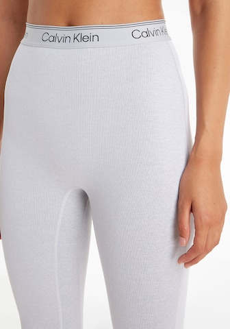 Skinny Pantalon de sport Calvin Klein Sport en gris