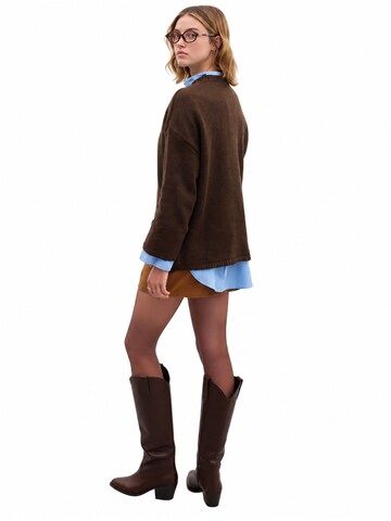 MANUKA Sweater in Brown