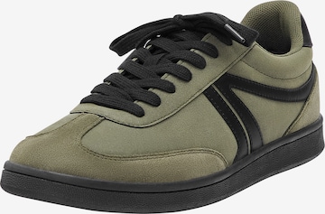 Pull&Bear Sneakers laag in Groen: voorkant