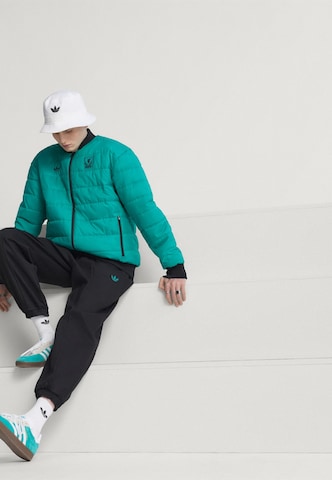 ADIDAS ORIGINALS Trainingsjack 'FC Liverpool Terrace Icons' in Zwart