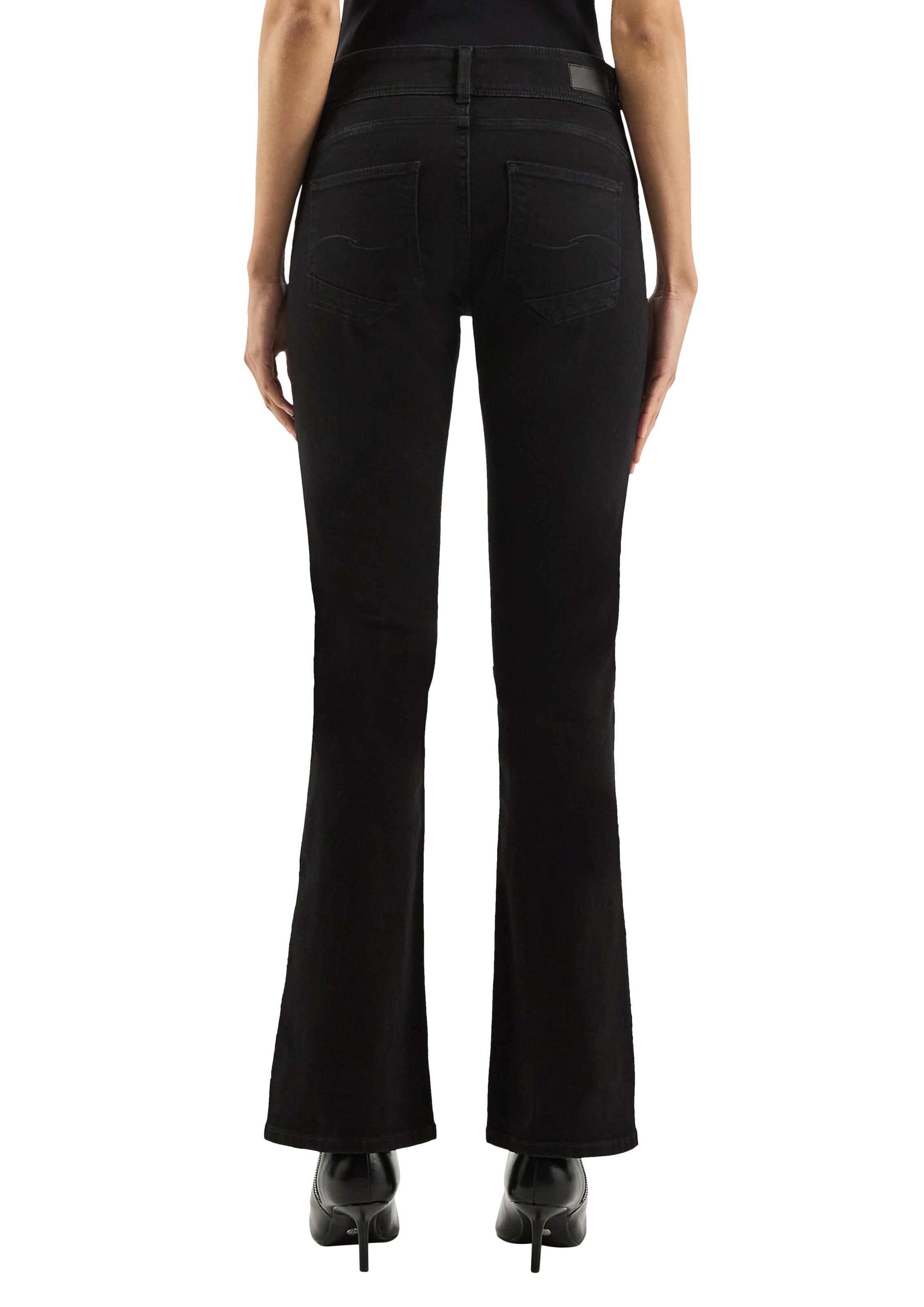 Regular Jean QS en noir