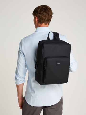 Zaino 'ESSENTIAL' di Calvin Klein in nero