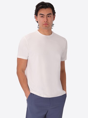 Distretto12 Performance shirt in White: front