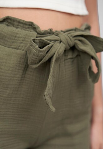 Cloud5ive Regular Pants in Green