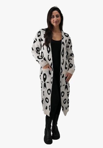 Cappotto in maglia di Elara in beige: frontale