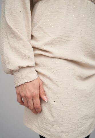 Robe Cloud5ive en beige