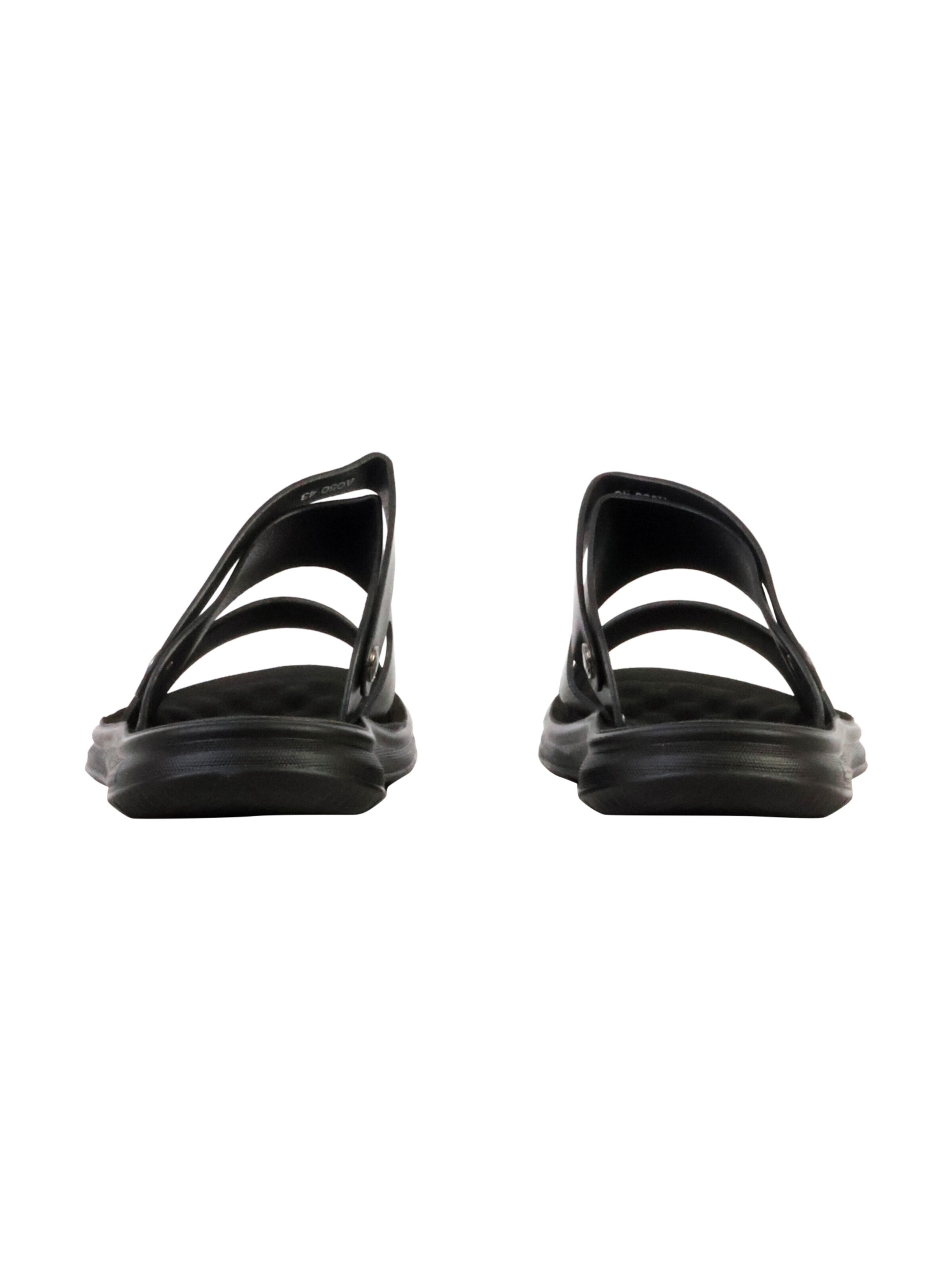 Elong Sandal in Black