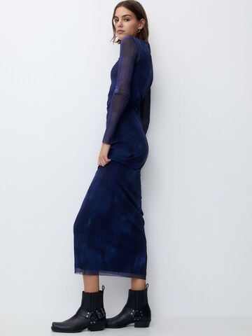 Pull&Bear Kleid in Blau