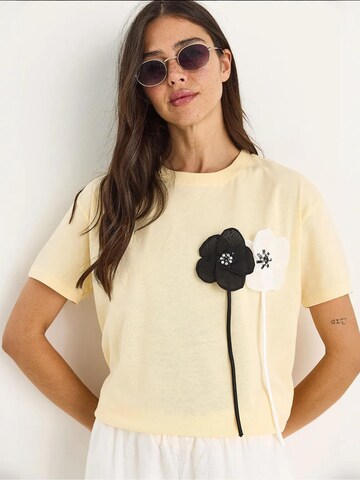 Bianco Lucci - Camisa em amarelo