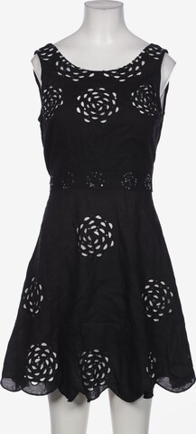 Uttam Boutique Dress in M in Black: front