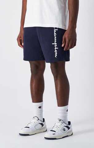 regular Pantaloni di Champion Authentic Athletic Apparel in blu: frontale