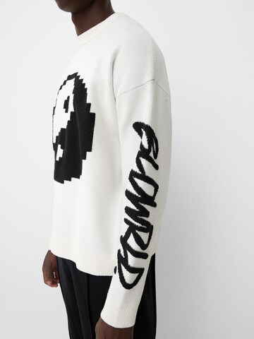 Pull-over Bershka en blanc