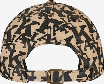 Casquette Karl Kani en mélange de couleurs