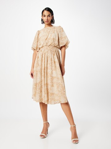 Rochie 'Cleo' de la LA STRADA UNICA pe bej: față