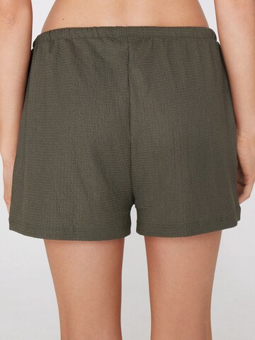 Tezenis Regular Pants in Green