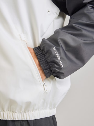 Giacca di mezza stagione di Nike Sportswear in nero