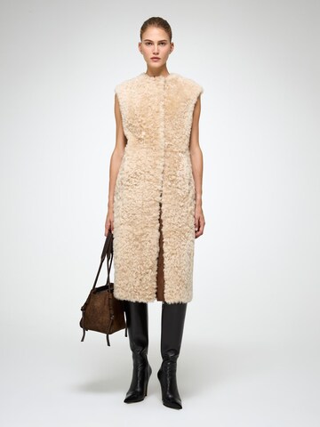 V S P Vest 'Mirella' in Beige