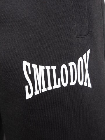 Smilodox Slimfit Hose 'Classic Pro' in Schwarz