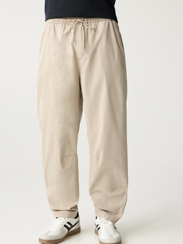 Loosefit Pantaloni di Pull&Bear in beige: frontale