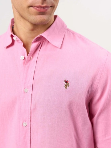 U.S. POLO ASSN. Regularny krój Koszula ' UMBolt ' w kolorze różowy