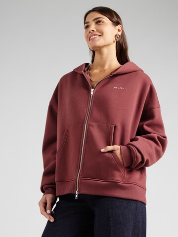 sarkans OH APRIL Sportiska jaka: no priekšpuses