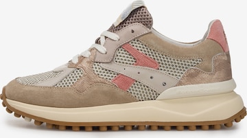 Sneaker bassa 'Noppi 46' di Floris van Bommel in oro: frontale