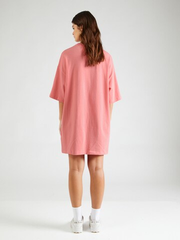 Tommy Jeans Oversized jurk in Roze