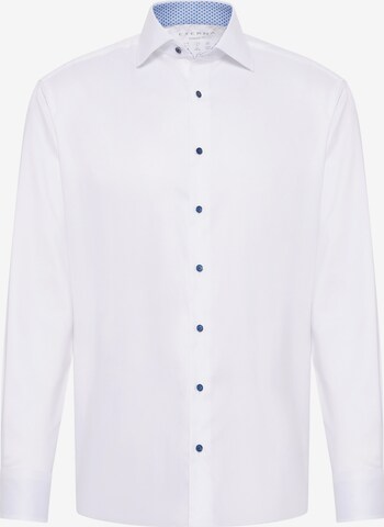 ETERNA Button Up Shirt in White: front