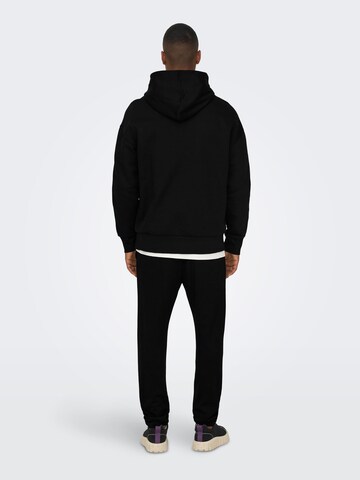 Only & Sons Slim fit Sweatshirt 'Dan' in Black