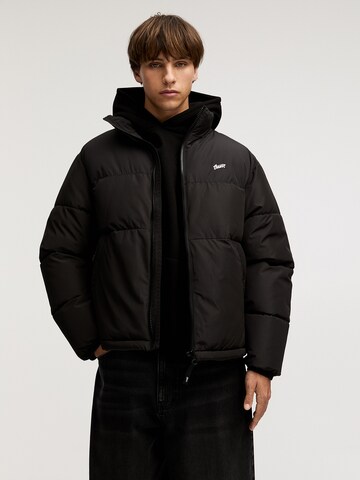 Pull&Bear Jacke in Schwarz: Vorderseite